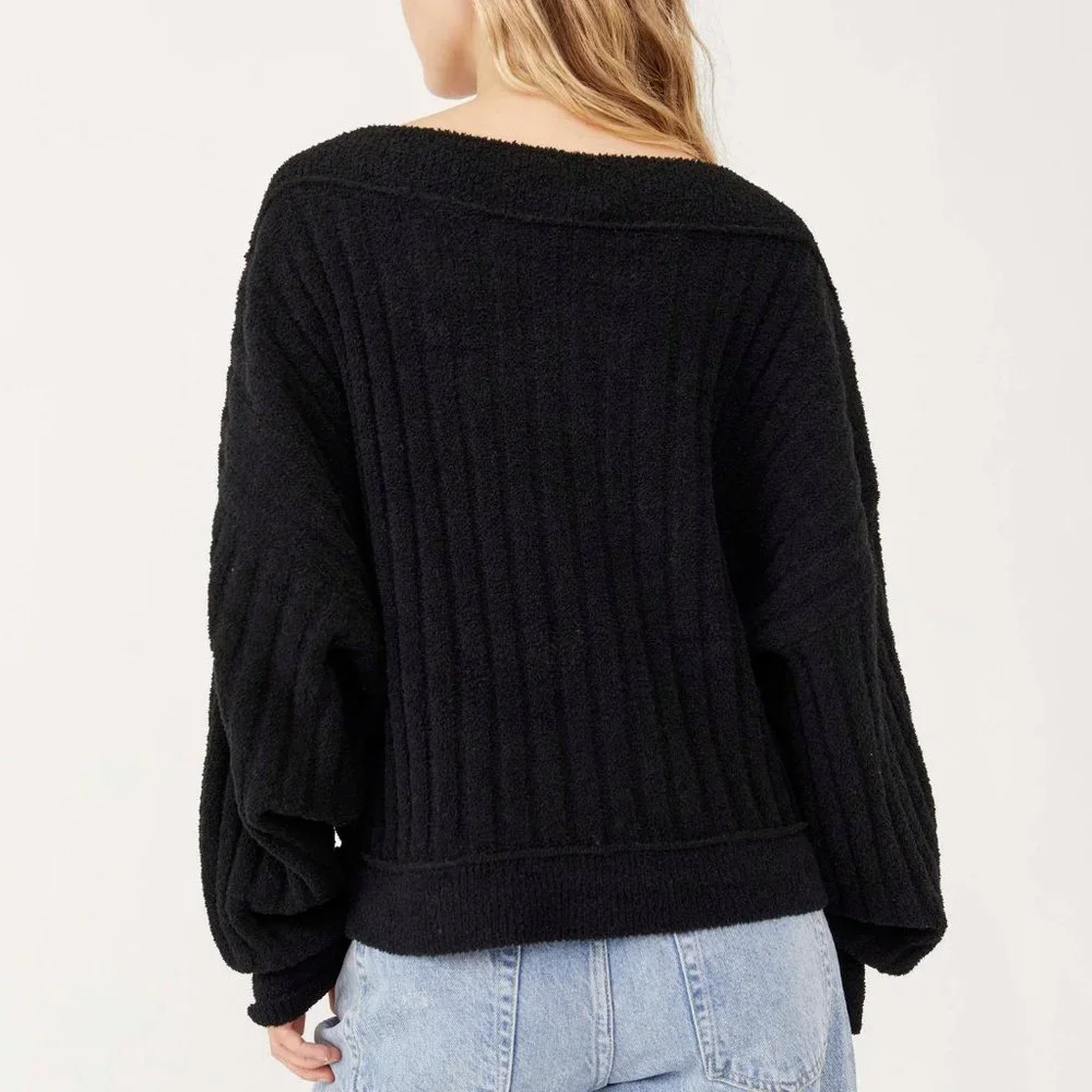 🎉LAST CHANCE🎉 NWT Cabin Fever Pullover / Washed Black - Picture 4 of 7